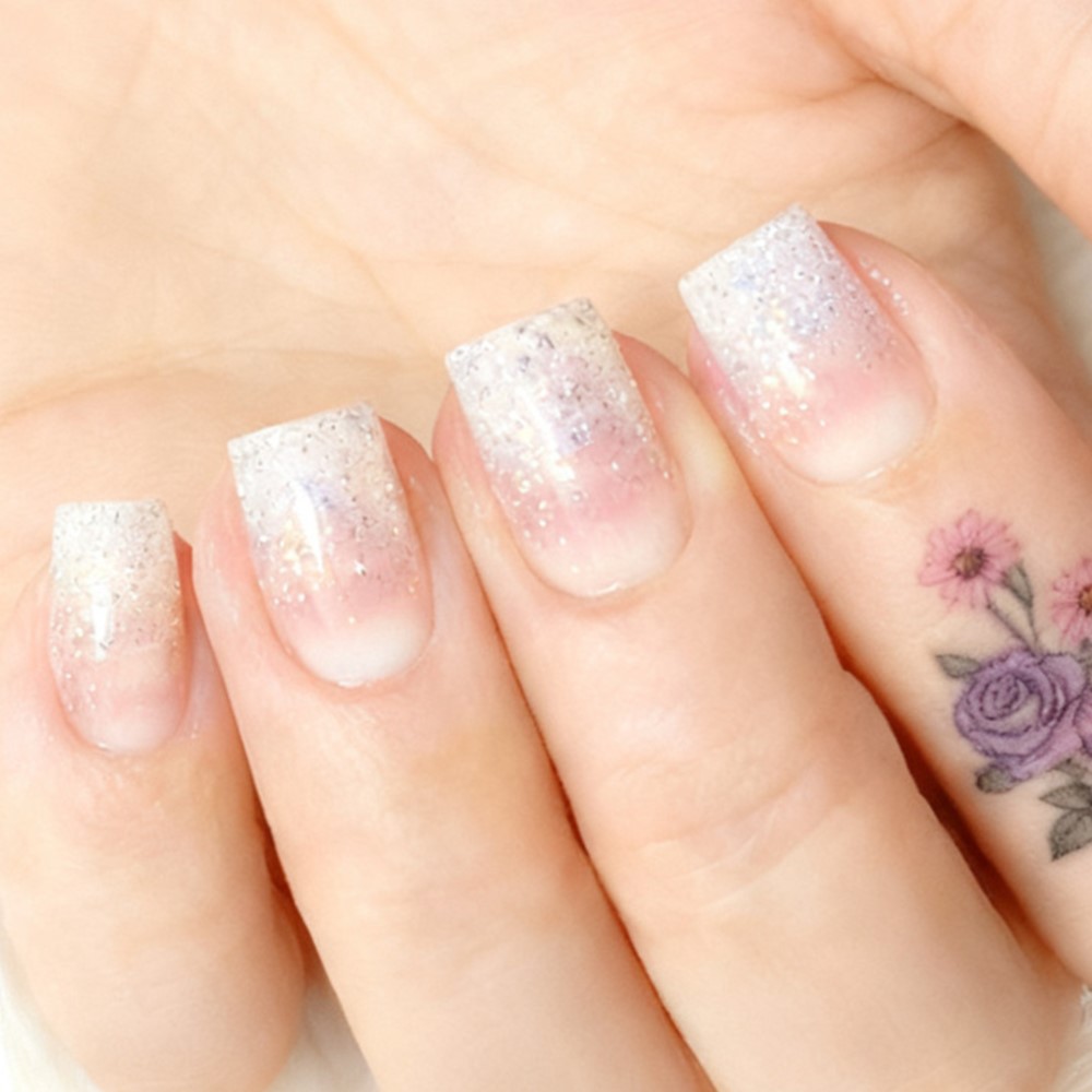 Nail Art Natural Pink - Ujung Kuku Palsu Pendek Berkilau Dengan